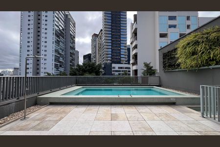 Studio para alugar com 25m², 1 quarto e sem vaga Studio para alugar com 25m², 1 quarto e sem vagaPiscina