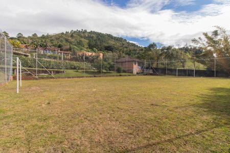 Casa de condomínio à venda com 249m², 3 quartos e 4 vagas Casa de condomínio à venda com 249m², 3 quartos e 4 vagasQuadra Esportiva