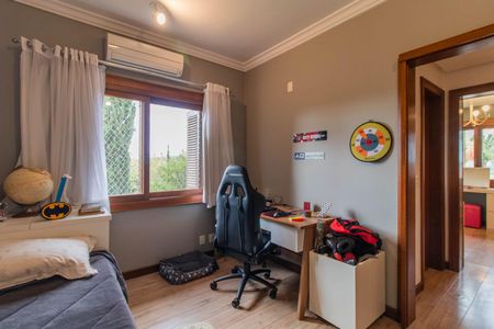 Casa de condomínio à venda com 249m², 3 quartos e 4 vagas Casa de condomínio à venda com 249m², 3 quartos e 4 vagasQuarto 2