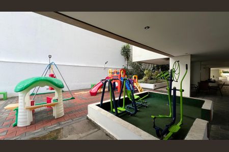 Apartamento para alugar com 120m², 3 quartos e 2 vagas Apartamento para alugar com 120m², 3 quartos e 2 vagasPlayground