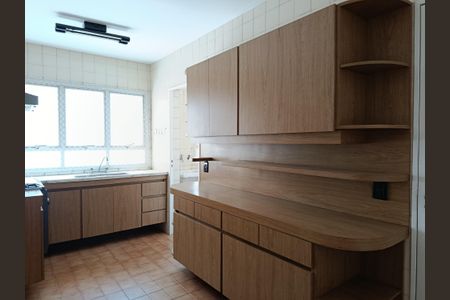 Apartamento para alugar com 120m², 3 quartos e 2 vagas Apartamento para alugar com 120m², 3 quartos e 2 vagasCozinha