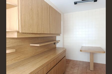 Apartamento para alugar com 120m², 3 quartos e 2 vagas Apartamento para alugar com 120m², 3 quartos e 2 vagasCozinha