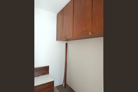 Apartamento para alugar com 120m², 3 quartos e 2 vagas Apartamento para alugar com 120m², 3 quartos e 2 vagasÁrea de Serviço - quarto