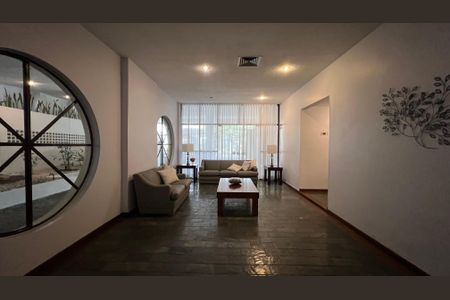 Apartamento para alugar com 120m², 3 quartos e 2 vagas Apartamento para alugar com 120m², 3 quartos e 2 vagasHall de entrada