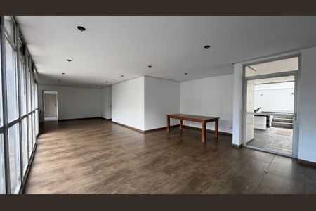 Apartamento para alugar com 120m², 3 quartos e 2 vagas Apartamento para alugar com 120m², 3 quartos e 2 vagasÁrea comum