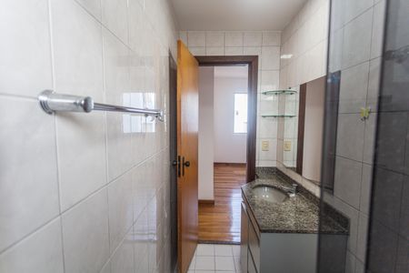 Apartamento para alugar com 80m², 3 quartos e 2 vagas Apartamento para alugar com 80m², 3 quartos e 2 vagasBanheiro da Suíte