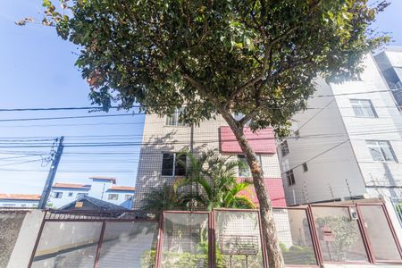 Apartamento para alugar com 80m², 3 quartos e 2 vagas Apartamento para alugar com 80m², 3 quartos e 2 vagasFachada