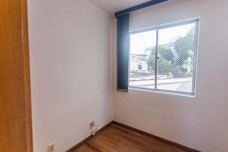 Apartamento para alugar com 80m², 3 quartos e 2 vagas Apartamento para alugar com 80m², 3 quartos e 2 vagasQuarto