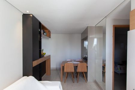 Apartamento à venda com 47m², 2 quartos e 2 vagasSala