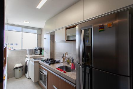 Apartamento à venda com 47m², 2 quartos e 2 vagasCozinha e Área de Serviço