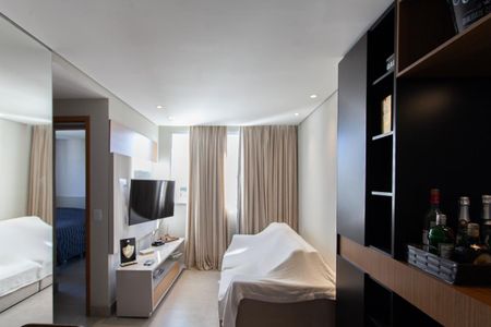 Apartamento à venda com 47m², 2 quartos e 2 vagasSala