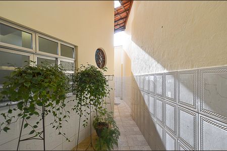 Casa à venda com 460m², 4 quartos e 3 vagasCasa 1 - Área de Serviço