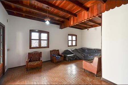 Casa à venda com 460m², 4 quartos e 3 vagasCasa 2 - Sala