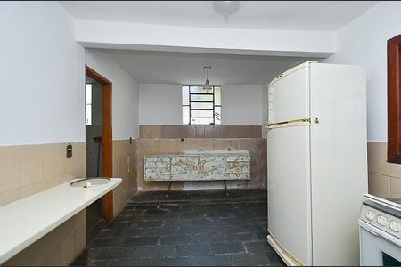 Casa à venda com 460m², 4 quartos e 3 vagasCasa 2 - Cozinha