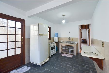 Casa à venda com 460m², 4 quartos e 3 vagasCasa 2 - Cozinha