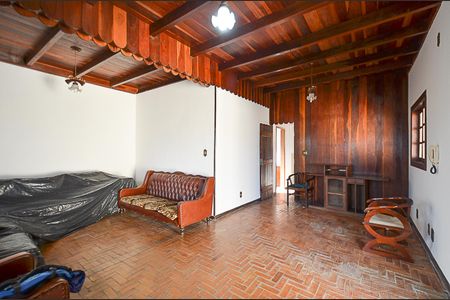 Casa à venda com 460m², 4 quartos e 3 vagasCasa 2 - Sala