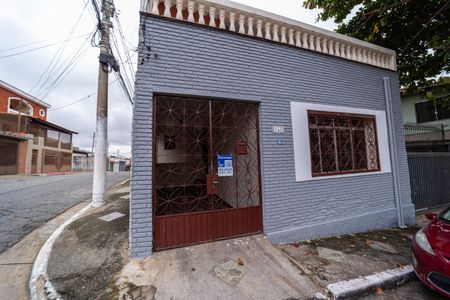 Casa para alugar com 110m², 2 quartos e 1 vagaFachada