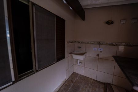 Casa para alugar com 110m², 2 quartos e 1 vagaÁrea de Serviço