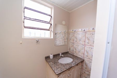 Casa para alugar com 110m², 2 quartos e 1 vagaBanheiro 1