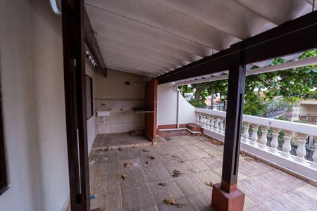 Casa para alugar com 110m², 2 quartos e 1 vagaÁrea de Serviço