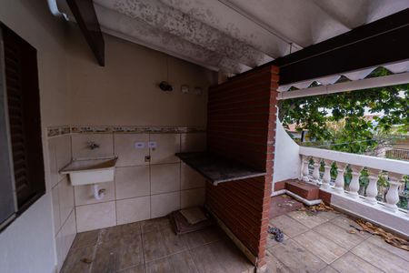 Casa para alugar com 110m², 2 quartos e 1 vagaÁrea de Serviço