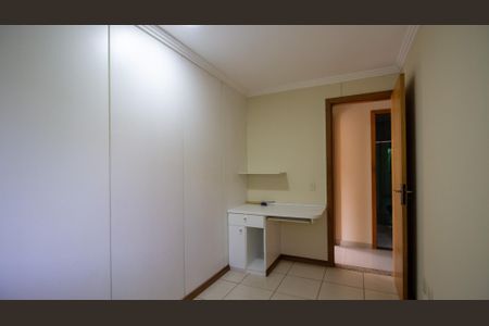 Apartamento à venda com 120m², 3 quartos e 2 vagasQuarto 1