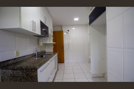 Apartamento à venda com 120m², 3 quartos e 2 vagasCozinha e Área de Serviço