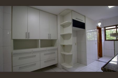 Apartamento à venda com 120m², 3 quartos e 2 vagasCozinha e Área de Serviço