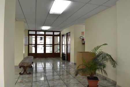 Studio para alugar com 28m², 1 quarto e sem vaga Studio para alugar com 28m², 1 quarto e sem vagaHall social