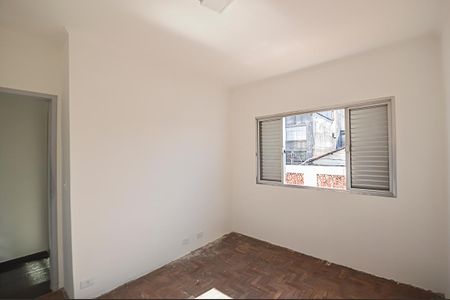 Casa à venda com 250m², 5 quartos e 2 vagas Casa à venda com 250m², 5 quartos e 2 vagasQuarto 2