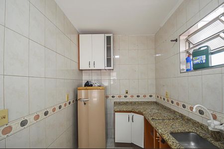 Casa à venda com 250m², 5 quartos e 2 vagas Casa à venda com 250m², 5 quartos e 2 vagasCozinha