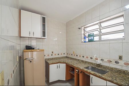 Casa à venda com 250m², 5 quartos e 2 vagas Casa à venda com 250m², 5 quartos e 2 vagasCozinha