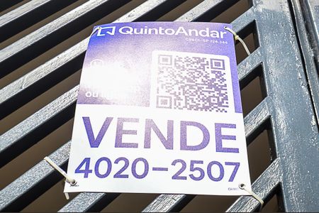 Casa à venda com 250m², 5 quartos e 2 vagas Casa à venda com 250m², 5 quartos e 2 vagasPlaca