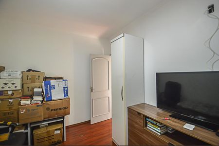 Casa à venda com 250m², 5 quartos e 2 vagas Casa à venda com 250m², 5 quartos e 2 vagasQuarto 6