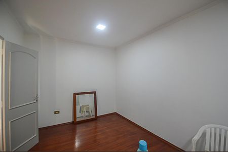 Casa à venda com 250m², 5 quartos e 2 vagas Casa à venda com 250m², 5 quartos e 2 vagasQuarto 5
