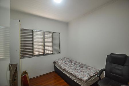 Casa à venda com 250m², 5 quartos e 2 vagas Casa à venda com 250m², 5 quartos e 2 vagasQuarto 6