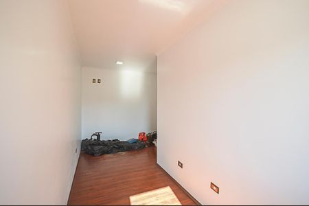 Casa à venda com 250m², 5 quartos e 2 vagas Casa à venda com 250m², 5 quartos e 2 vagasQuarto 7