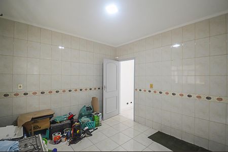Casa à venda com 250m², 5 quartos e 2 vagas Casa à venda com 250m², 5 quartos e 2 vagasCopa