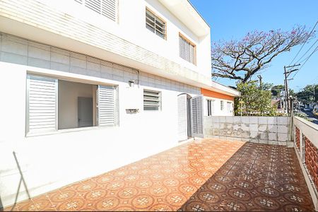 Casa à venda com 250m², 5 quartos e 2 vagas Casa à venda com 250m², 5 quartos e 2 vagasSacada Quarto