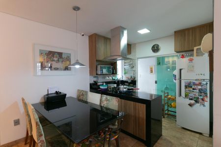 Casa à venda com 167m², 4 quartos e 3 vagasCozinha