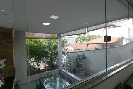 Casa à venda com 167m², 4 quartos e 3 vagasÁrea comum