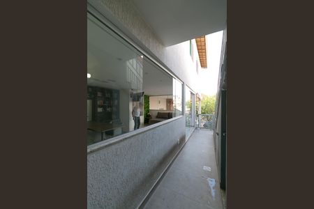 Casa à venda com 167m², 4 quartos e 3 vagasÁrea Externa