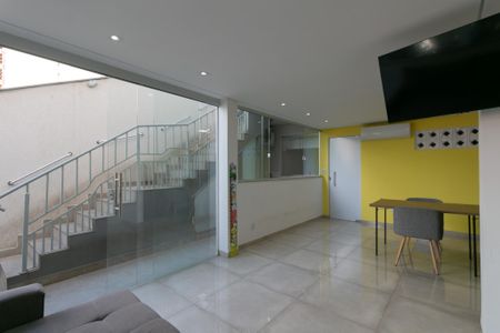 Casa à venda com 167m², 4 quartos e 3 vagasÁrea comum