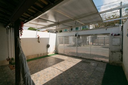 Casa à venda com 167m², 4 quartos e 3 vagasÁrea Externa