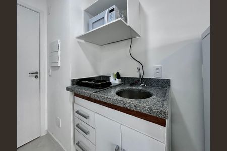 Studio para alugar com 22m², 0 quarto e sem vaga Studio para alugar com 22m², 0 quarto e sem vagaCozinha