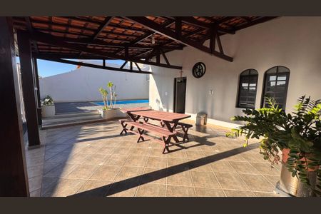 Casa à venda com 270m², 3 quartos e 4 vagasÁrea comum