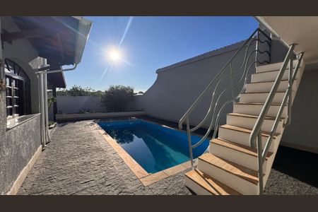 Casa à venda com 270m², 3 quartos e 4 vagasÁrea comum