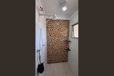 Casa à venda com 270m², 3 quartos e 4 vagasBanheiro 2