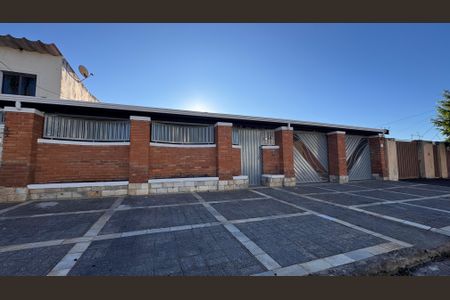 Casa à venda com 270m², 3 quartos e 4 vagasÁrea comum