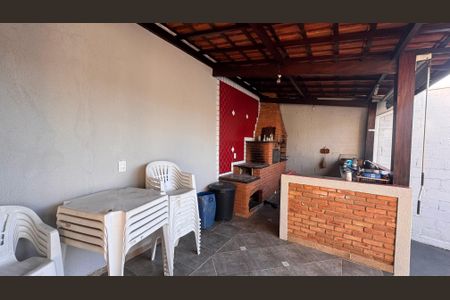 Casa à venda com 270m², 3 quartos e 4 vagasÁrea comum